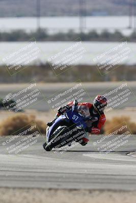 media/Nov-16-2025-Race Pace (Sun) [[8c5fa54630]]/Non Verified Riders (1st 20 Minutes)/1-Turn 14 (10am)/